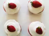 Recette Cupcakes à la fraise et sa crème au chamallow maison