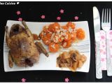 Recette Pigeonneaux rotis, carottes confites et chutney de poires aux raisins