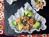 Recette Tacos en version asiatique: tartare de saumon dans une chips de riz