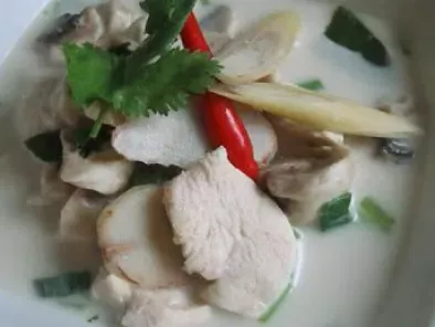 Recette Soupe thaïlandaise au poulet et au lait de coco