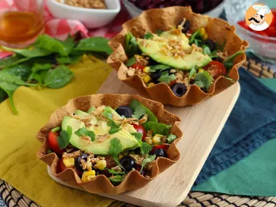 Comment faire des tortilla bowl? la salade facile et sans vaisselle!