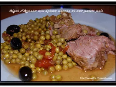 Recette Gigot d'agneau aux olives et epices douces aux petits pois (crock-pot)