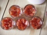 Etape 1 - Verrines tomates, chèvre, abricots secs et noix....MMMMMhhh!