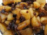 Etape 2 - Pommes caramélisées au rhum en crumble à la noix de coco