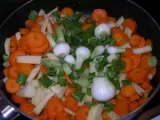 Etape 2 - Poulet aux carottes, oignons blancs et chou rave