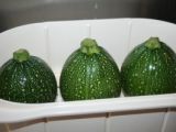 Etape 1 - Courgettes rondes farcies à la fondue de poivrons