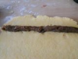 Etape 6 - Petits gâteaux fourrés aux dattes et parsemés aux graines de sésame