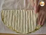 Etape 2 - Torsades de pesto et parmesan