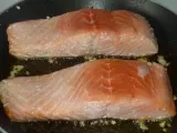 Etape 5 - Pavé de saumon et sa sauce à l'aneth sur compotée de fenouil