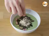 Etape 3 - Smoothie bowl kiwi menthe pousses d'épinards