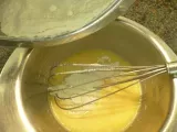 Etape 1 - Gâteau invisible aux courgettes et au parmesan
