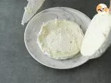 Etape 1 - Brie fourré aux abricots et aux amandes