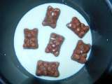Etape 1 - Duo de mousses à la vanille et aux oursons guimauve chocolat au lait
