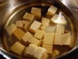 Etape 1 - Risotto façon fondue savoyarde et sa tuile croustillante au gruyère pimenté