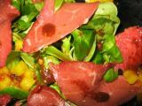 Etape 7 - Salade festive de mâche au magret de canard fumé