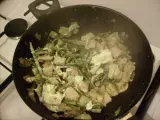 Etape 3 - Mon premier wok : sauté de dinde aux petits légumes!!