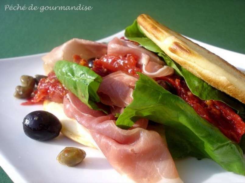 Blinis à l'italienne au jambon de Parme, épinards frais et tomates - photo 2