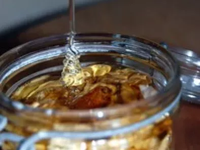 Bocal de noix au miel et à la cannelle (Recette de feignasse)