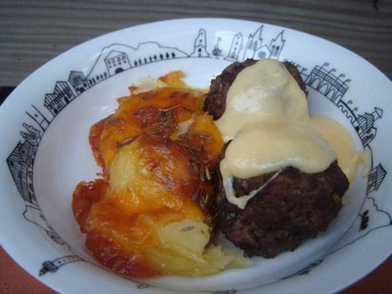 Boulettes de viande maison avec sa petite sauce fromagère - photo 2