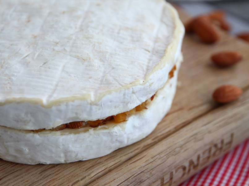 Brie fourré aux abricots et aux amandes - photo 4