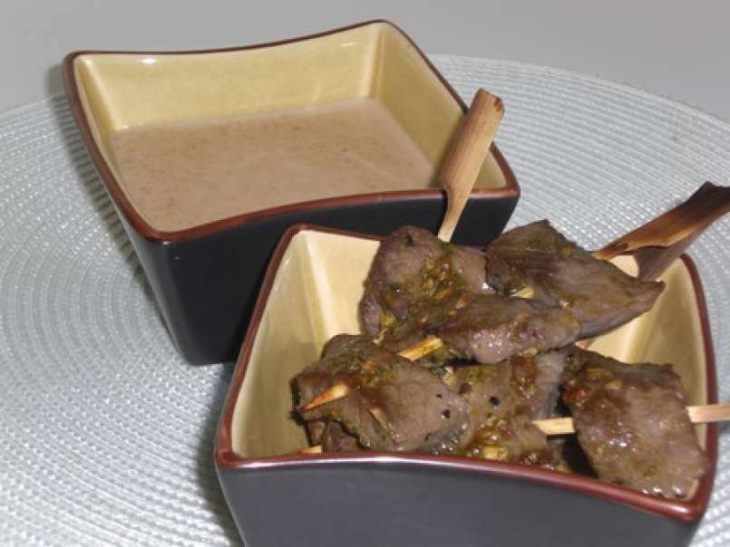 Brochettes de boeuf marinées, sauce satay - photo 2