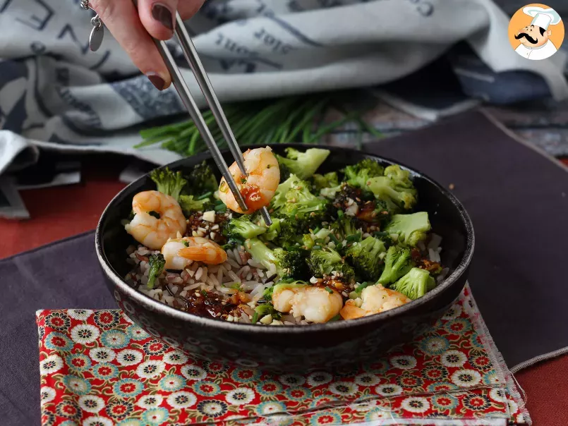 Brocolis et crevettes sauce épicée à la coréenne - un repas simple, équilibré et relevé