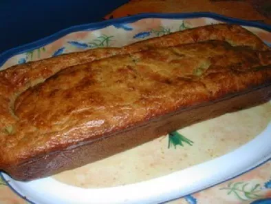 Cake au thon, courgette et poivron