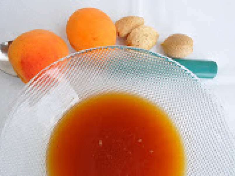 Clafoutis aux abricots caramélisés, amandes et fleur d'oranger - photo 4