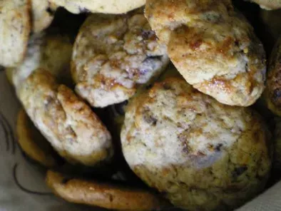 Cookies à la farine de sarrasin, aux pruneaux et aux figues (avec des remerciements)