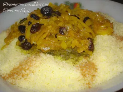 Couscous T'faya (oignons caramélisés et raisins secs)