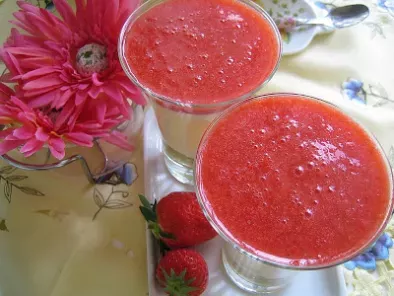 Crème Chiboust à la rhubarbe et coulis de fraises!!! - photo 2
