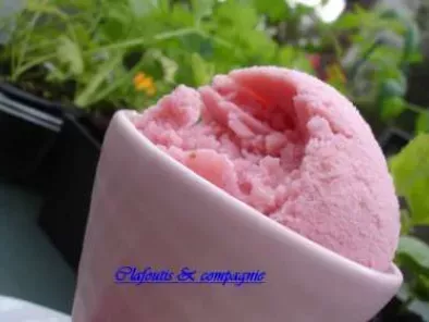 Crème glacée au lait de soja et aux fraises - photo 2