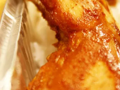 Cuisses de poulet laquées au miel épicé et chutney maison de pommes sur riz parfumé