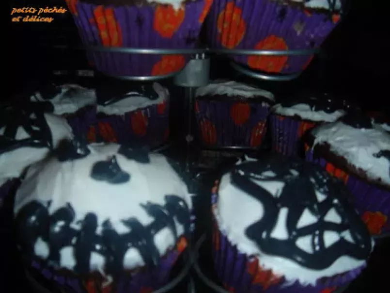 Cupcakes Jack Skellington et toiles d'araignées - photo 3