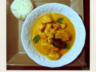 Curry rouge de poulet accompagné de son riz jasmin inspiré d'une recette de Ken Hom