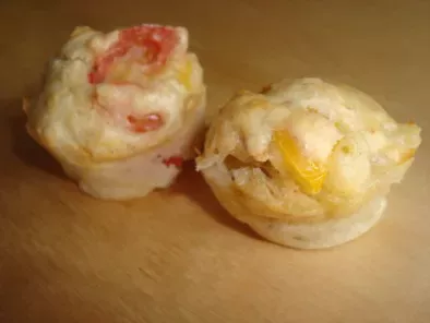 ¤¤¤ Des muffins salés pour l?apéritif : roquefort et noix / tomates et gruyère - photo 2