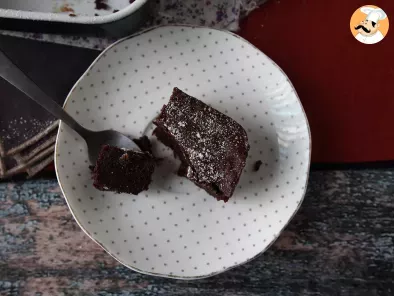 Gâteau au chocolat et à la crème de marron EXTRA FONDANT avec 4 ingrédients seulement - photo 3
