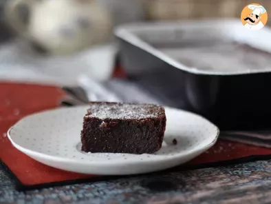 Gâteau au chocolat et à la crème de marron EXTRA FONDANT avec 4 ingrédients seulement - photo 9