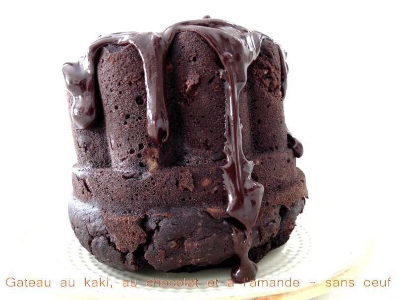 Gâteau au kaki, au chocolat et à l'amande (sans oeuf)