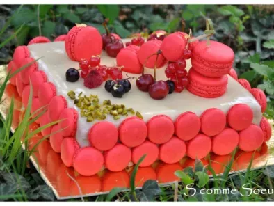 Gâteau de fêtes : entremet nougat-fruits rouges