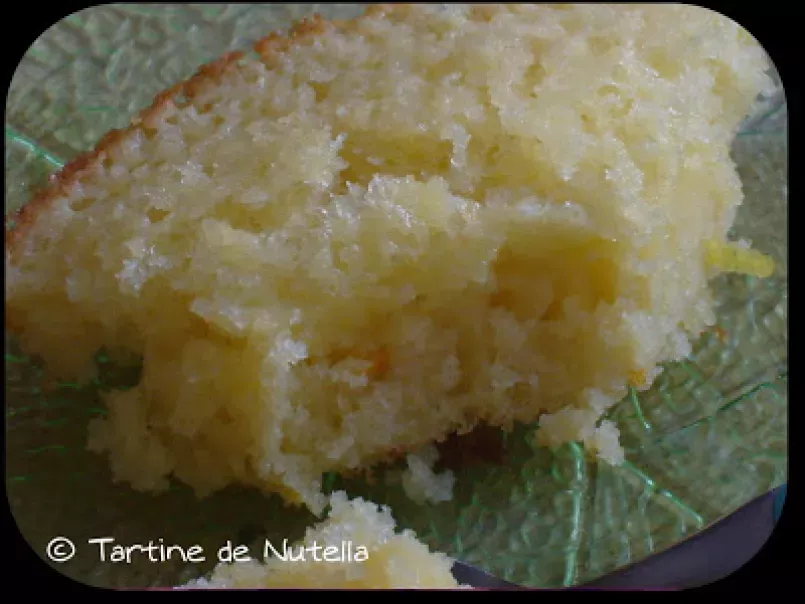 Gâteau fondant au citron et ecorces de pamplemousse