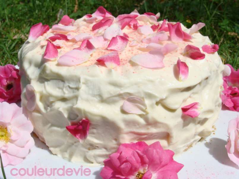 Gâteau nuage aux pétales de rose - photo 3