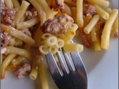 Gratin de macaronis à la saucisse : vite, rapide & bon !