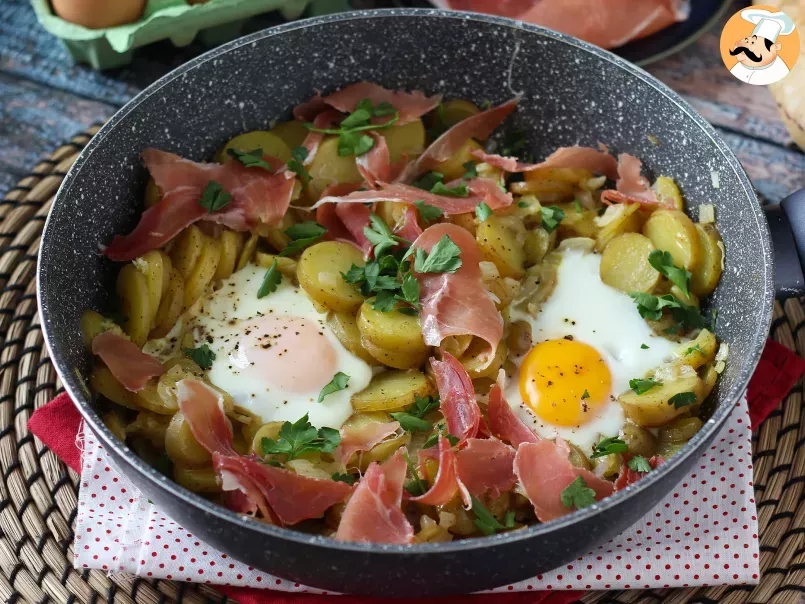 Huevos rotos, la recette espagnole super facile à faire à base de pommes de terre et d'œufs - photo 3