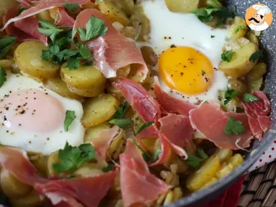 Huevos rotos, la recette espagnole super facile à faire à base de pommes de terre et d'œufs - photo 2