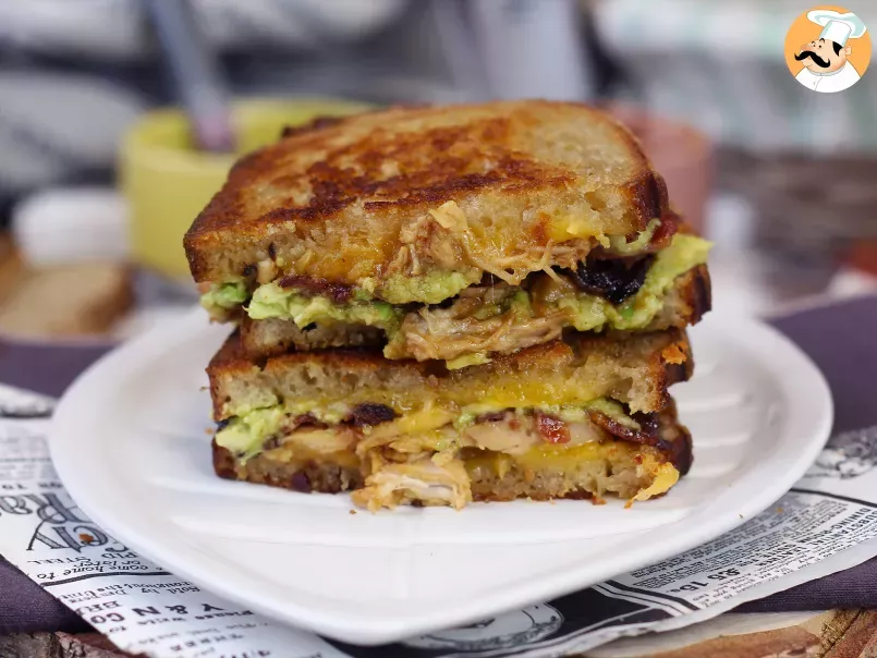 Maxi sandwich façon grilled cheese à l'américaine: poulet, avocat, bacon - photo 2