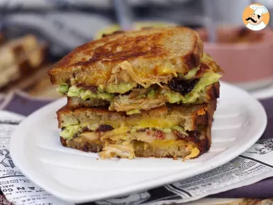 Maxi sandwich façon grilled cheese à l'américaine: poulet, avocat, bacon - photo 5