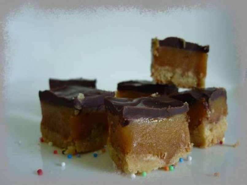Millionaire's shortbread ou petites bouchées caramel-chocolat qui déchirent - photo 2