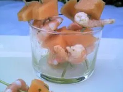 Mini-brochettes melon et crevettes