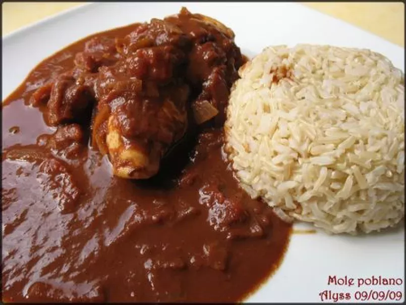 Mole poblano (poulet au chocolat ou cacao, mexicain)